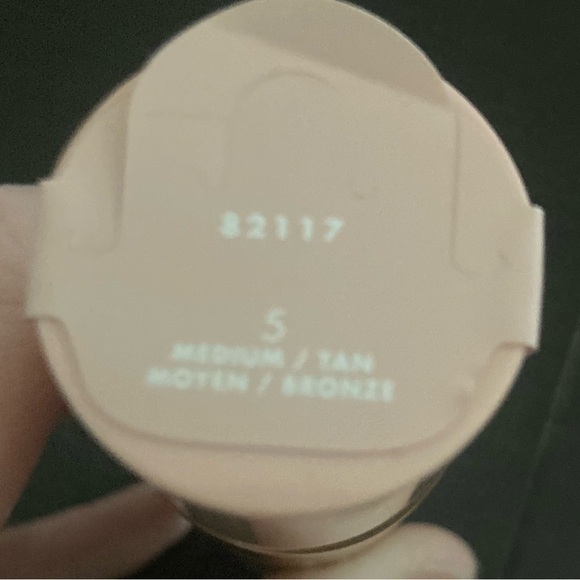 Elf Halo Glow Liquid Filter- 1.06 fl oz. Glow booster for radiant skin. #5 - Picture 2 of 3